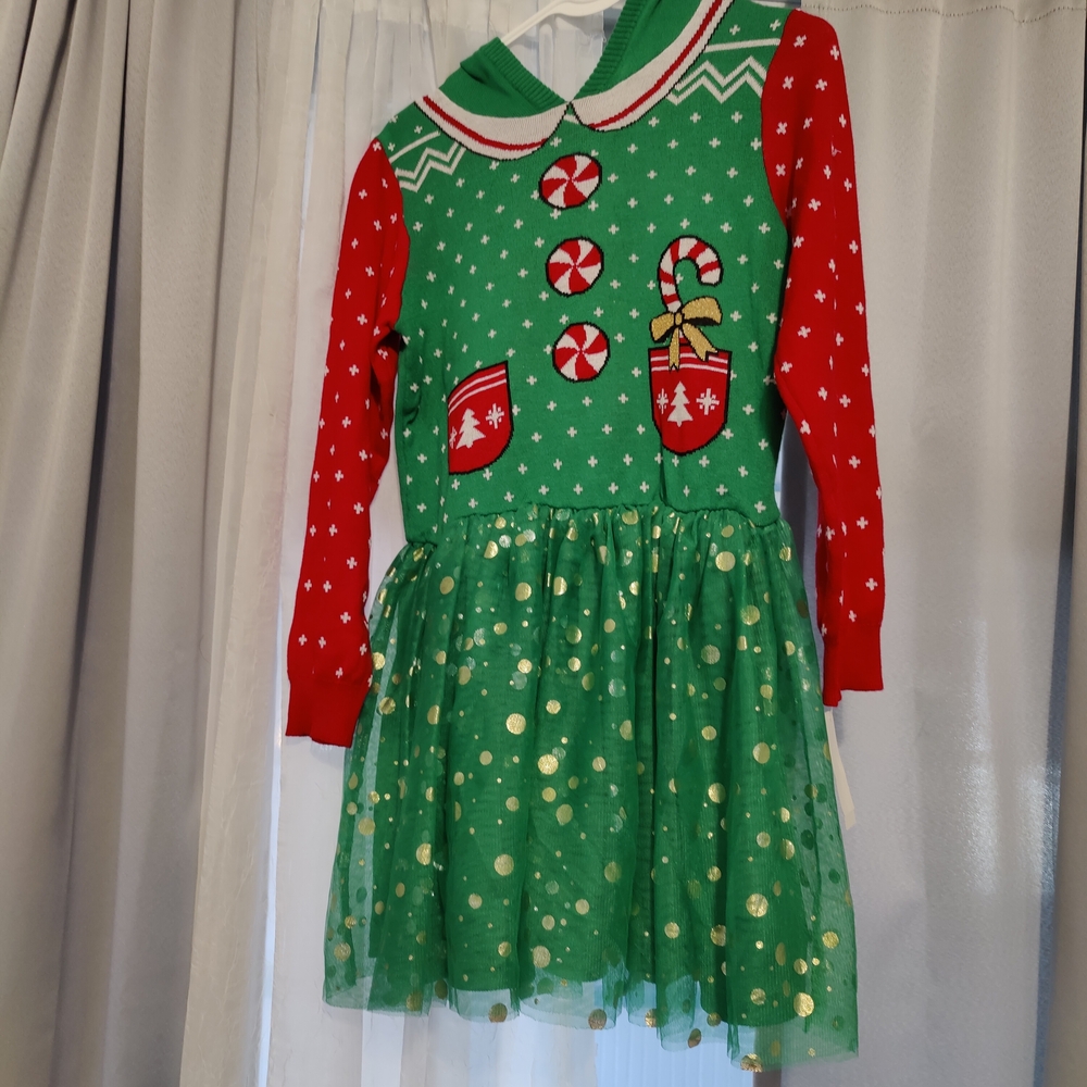 New With Tags Festive Green and Red Kids Costume